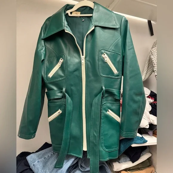 Vintage high quality faux leather in green size Medium Japanese made. - Picture 5 of 12